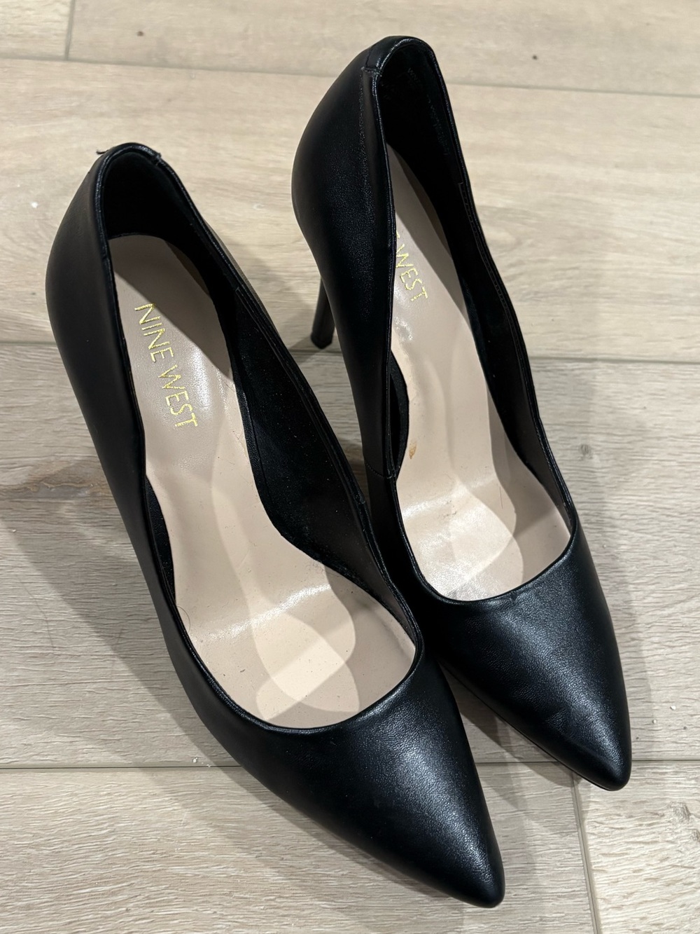 Nine West Black Pointed-Toe Stiletto Pumps